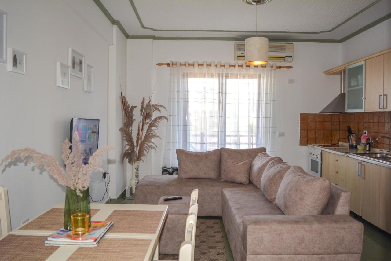 Moraceae Lovely Apartment Tirana Exterior foto